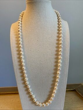 ✨18K Gold 750 Italian Clasp 7.5mm Pearl Necklace 26” Knotted Vintage